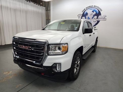 Used 2022 GMC Canyon AT4 w/ Trailering Package image 13