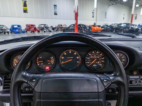 Used 1990 Porsche 911 Carrera image 11