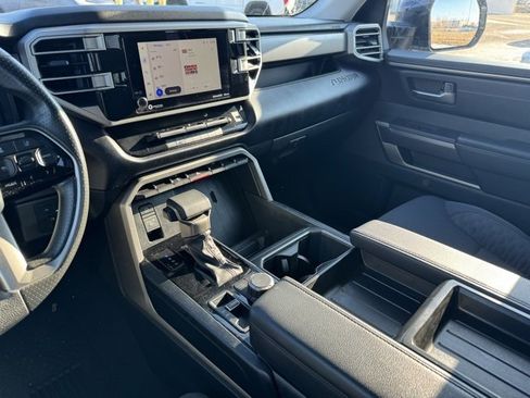 Used 2022 Toyota Tundra SR5 image 7