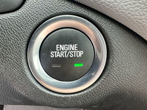 Used 2024 Chevrolet Equinox LT image 13