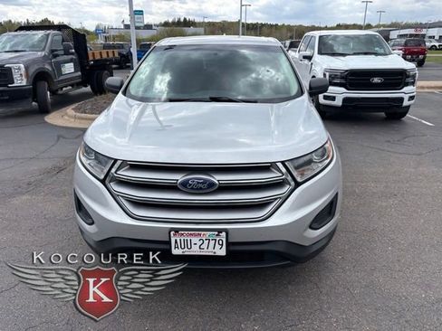 Used 2017 Ford Edge SE AWD/4WD image 2