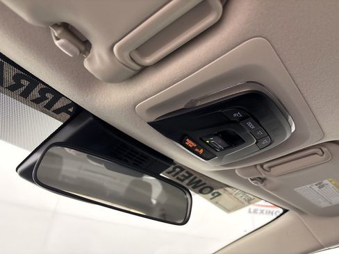 Used 2026 Toyota Corolla LE FWD image 18
