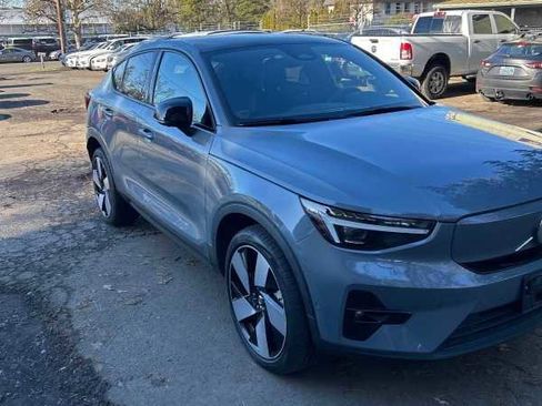 Used 2023 Volvo C40 P8 Recharge Ultimate w/ Protection Package Premier image 10