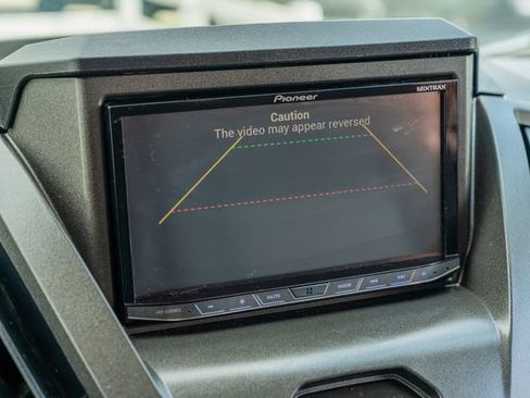 Used 2015 Ford Transit 350 XLT image 24