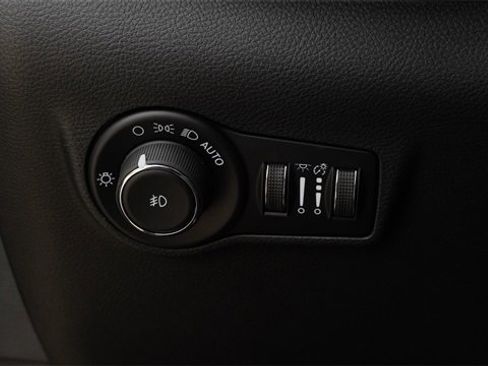 New 2026 Jeep Compass Latitude image 20