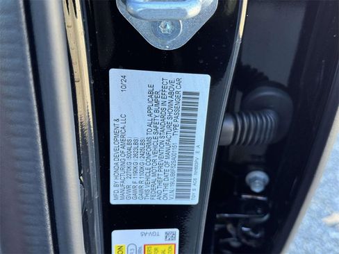 Certified 2025 Acura TLX SH-AWD w/ A-SPEC Pkg image 17