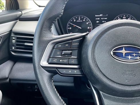 Used 2024 Subaru Outback Premium AWD/4WD image 17