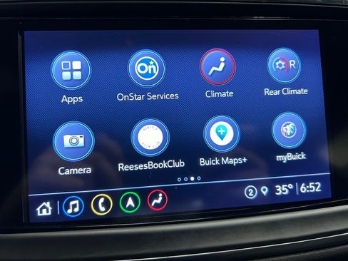 Used 2023 Buick Enclave Avenir w/ Avenir Technology Package image 22