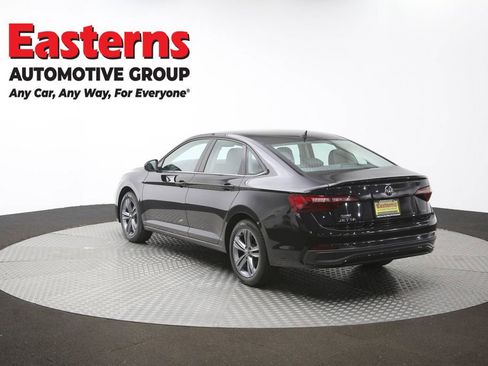 Used 2024 Volkswagen Jetta SE FWD image 63