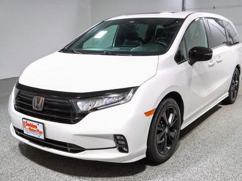 Used 2023 Honda Odyssey Sport image 34