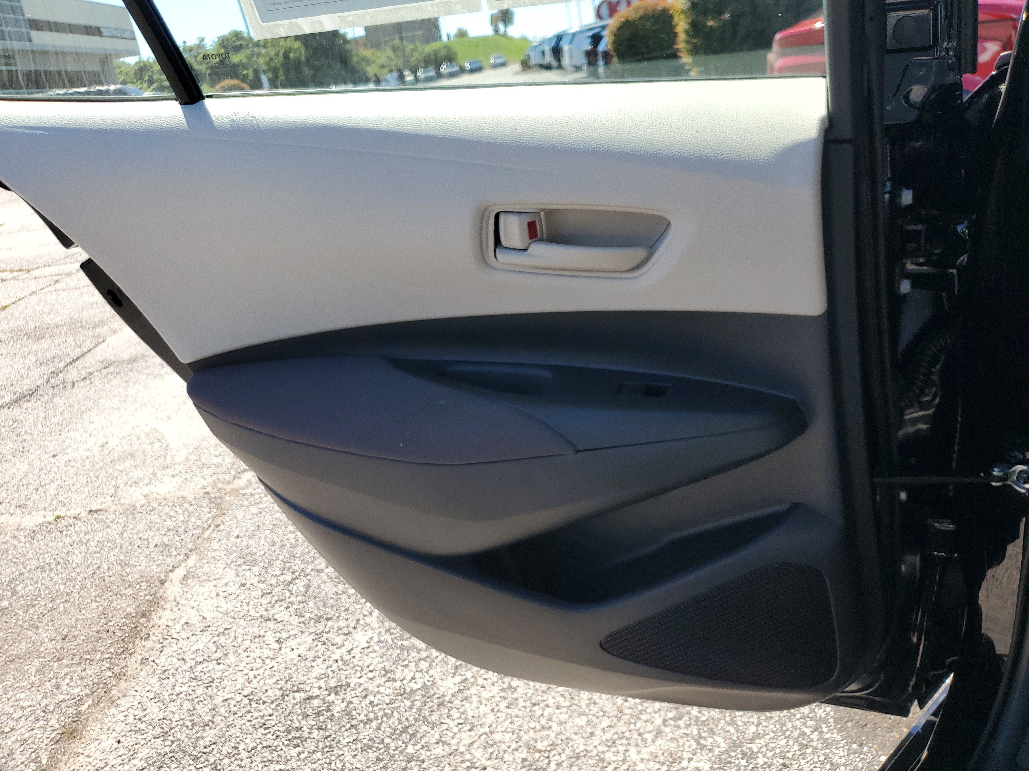 Used 2026 Toyota Corolla LE FWD image 13