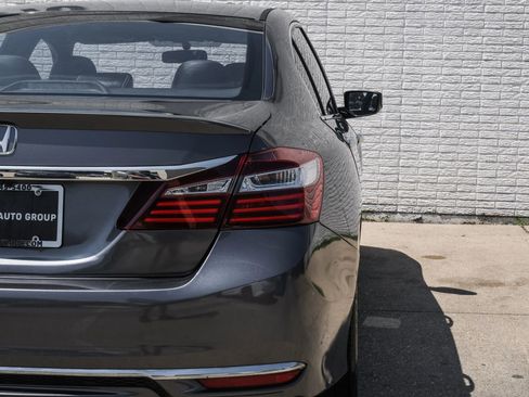 Used 2016 Honda Accord Sport image 44