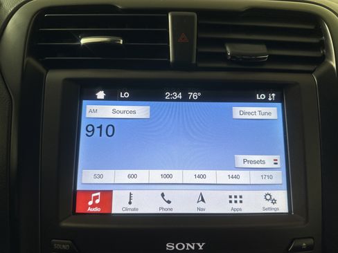 Used 2019 Ford Fusion Titanium AWD/4WD image 15