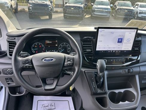 Used 2023 Ford Transit 350 XLT image 15