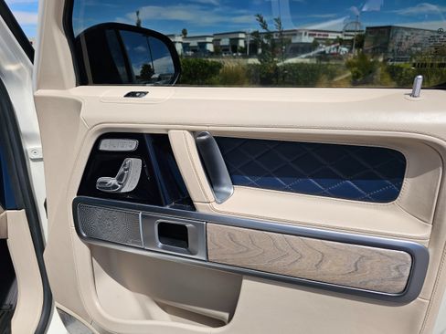Used 2020 Mercedes-Benz G 550 image 41