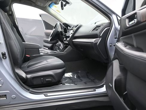 Used 2019 Subaru Outback 3.6R Limited image 17