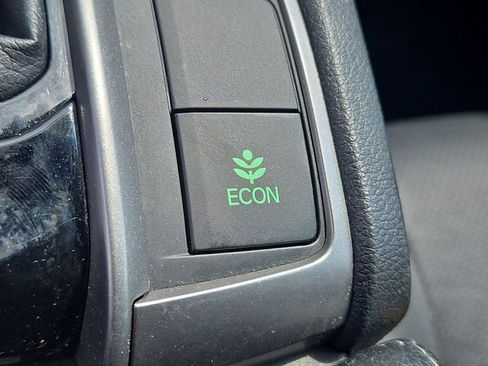 Used 2017 Honda Civic EX-L image 11
