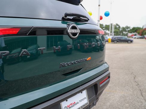 Used 2024 Nissan Pathfinder Rock Creek AWD/4WD image 15