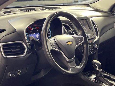 Used 2022 Chevrolet Equinox LT image 16