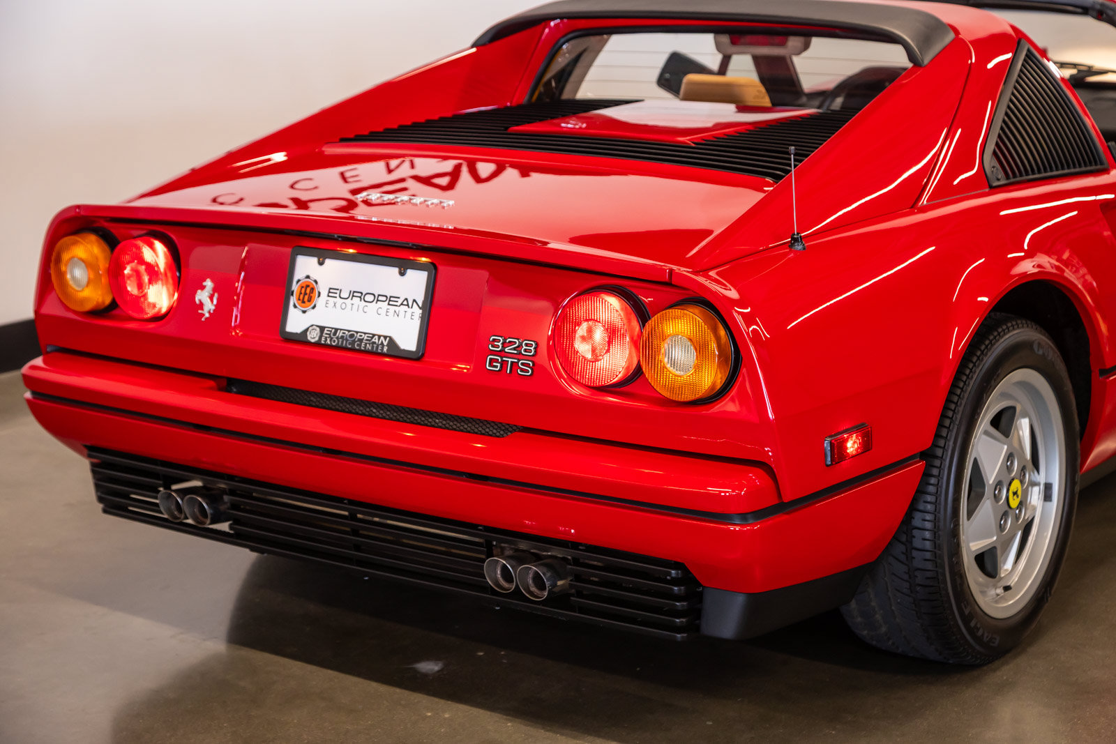 Used 1989 Ferrari 328 GTS RWD image 22