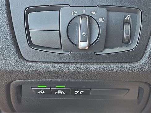 Used 2018 BMW M3 image 28