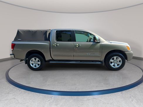Used 2006 Nissan Titan LE w/ (T01) Tow Pkg AWD/4WD image 4