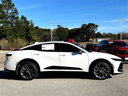 New 2026 Toyota Crown Limited image 9