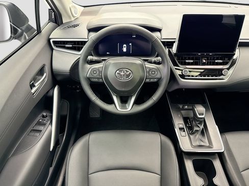 Used 2026 Toyota Corolla Cross XLE w/ Convenience Package AWD/4WD image 10