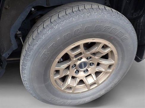 Used 2023 Toyota 4Runner 40th Anniversary SE AWD/4WD image 8
