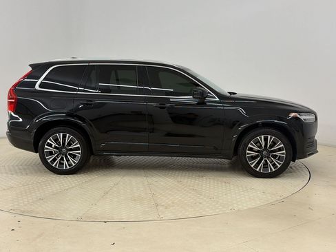 Used 2022 Volvo XC90 T6 Momentum w/ Advanced Package AWD/4WD image 8