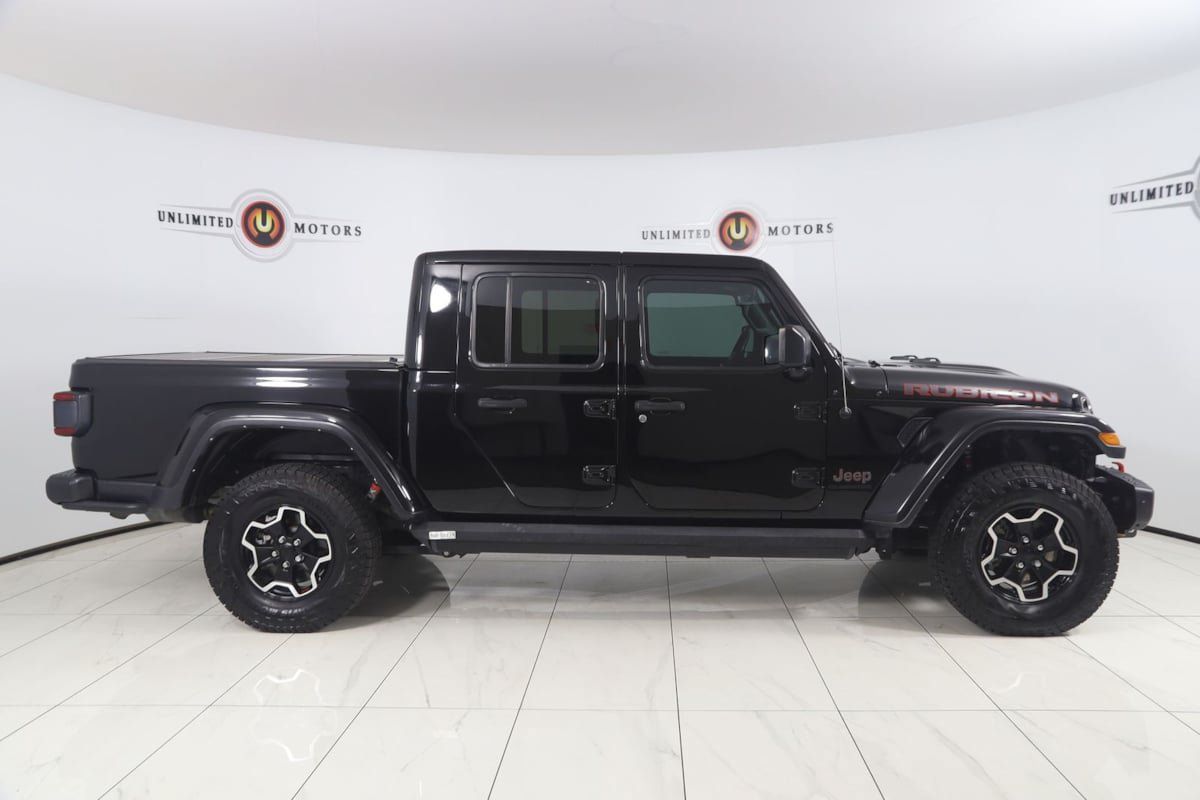 Used 2022 Jeep Gladiator Rubicon w/ LED Lighting Group AWD/4WD image 2