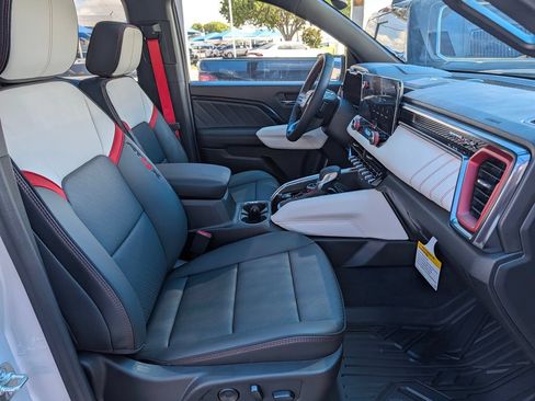 New 2026 GMC Canyon AT4X AWD/4WD image 33