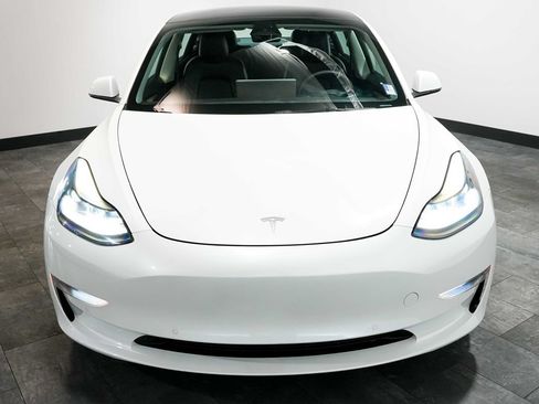 Used 2022 Tesla Model 3 Long Range AWD/4WD image 6