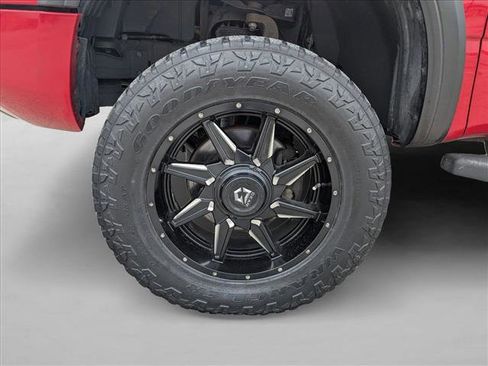 Used 2021 Nissan Titan PRO-4X w/ Pro-4x Convenience Package image 24