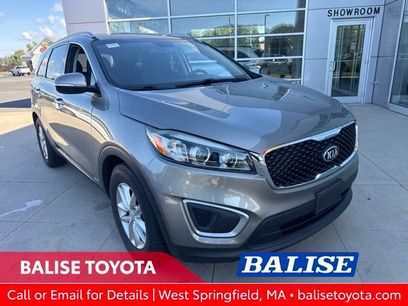 Used 2017 Kia Sorento AWD w/ LX Convenience Package
