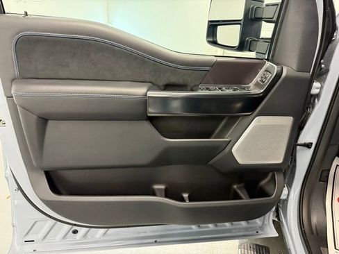 New 2026 Ford F350 Platinum AWD/4WD image 13