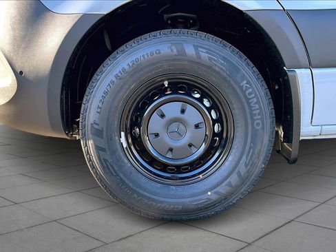 New 2026 Mercedes-Benz Sprinter 2500 image 11