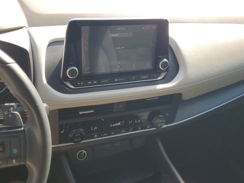 Certified 2023 Nissan Rogue SV w/ SV Premium B Package image 25