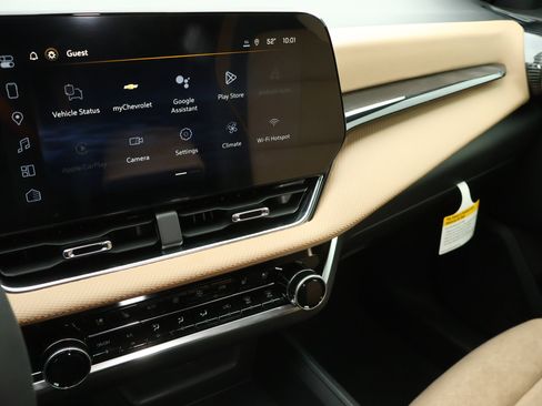 New 2026 Chevrolet Equinox ACTIV w/ Convenience Package III image 19