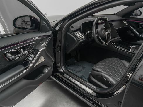 Used 2025 Mercedes-Benz S 580e 4MATIC Sedan image 23