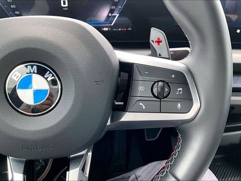 Used 2025 BMW M235i xDrive w/ Technology Package AWD/4WD image 21