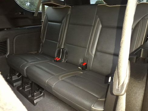 Certified 2021 GMC Yukon XL SLT AWD/4WD image 12