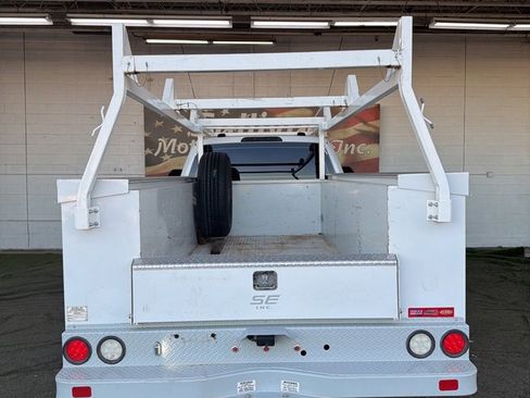 Used 2022 Ford F350 XL w/ Power Equipment Group image 18