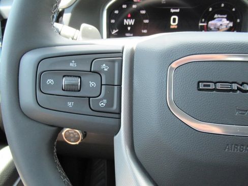 New 2026 GMC Sierra 1500 Denali w/ Denali Reserve Package AWD/4WD image 25