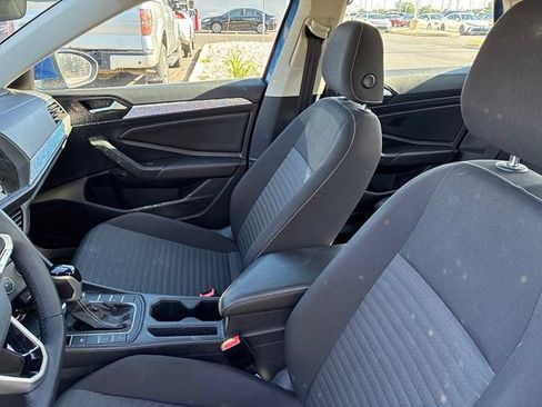 Used 2022 Volkswagen Jetta S FWD image 19