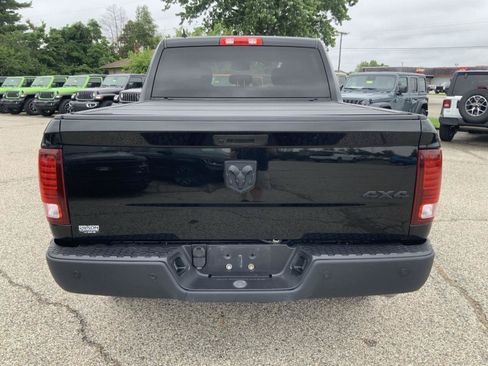Used 2022 RAM 1500 Classic Warlock w/ Electronics Group AWD/4WD image 10