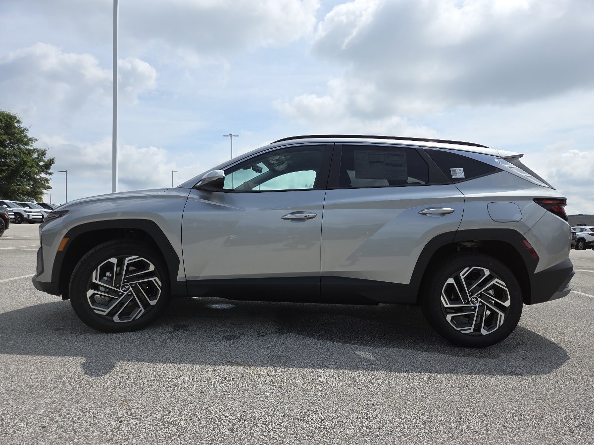 New 2026 Hyundai Tucson SEL Plus AWD/4WD image 17