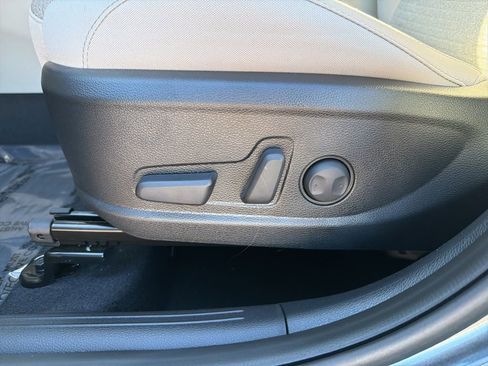 Certified 2025 Kia Soul EX image 15