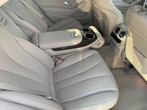Used 2016 Mercedes-Benz S 550 Sedan image 11