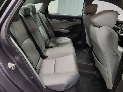Used 2018 Honda Accord LX image 25